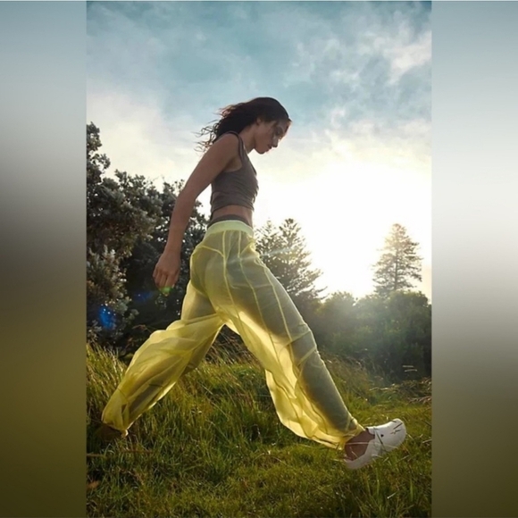 New Free People Movement High Tides Yellow Pants Medium NWOT - Picture 3 of 9